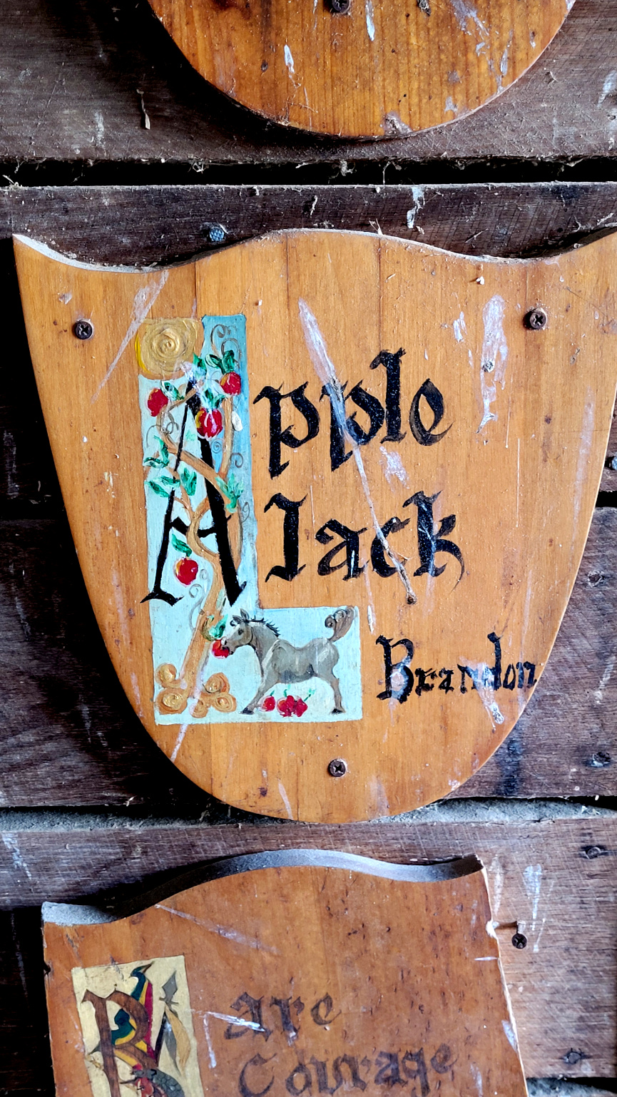 horse name plate for "Apple Jack"