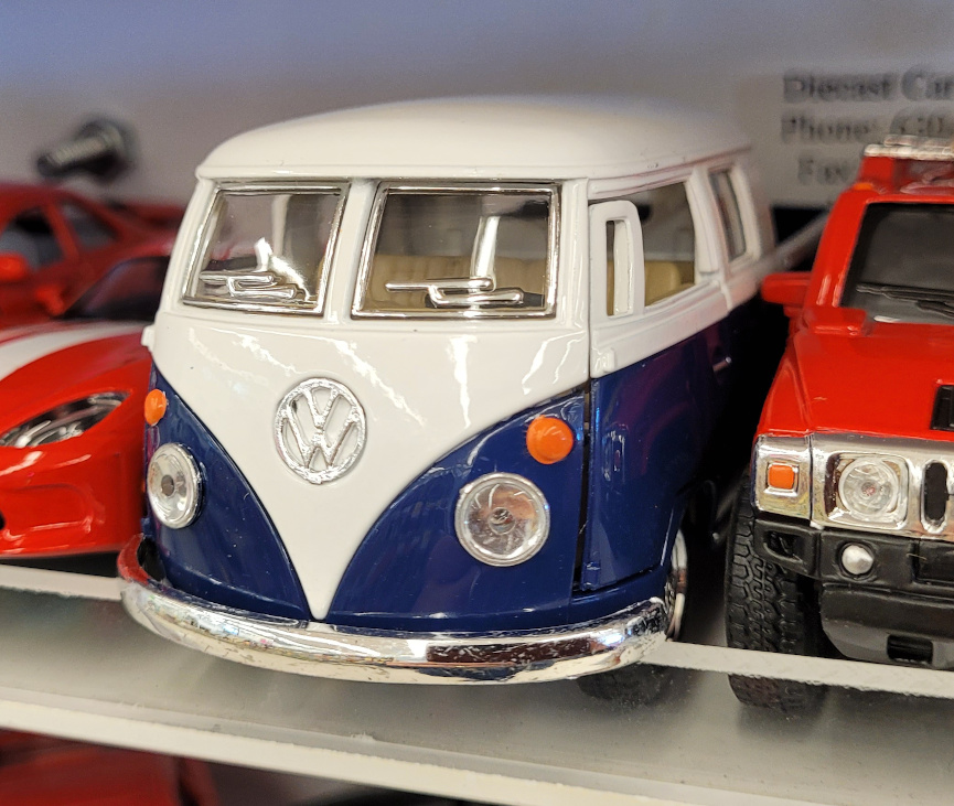 toy VW bus